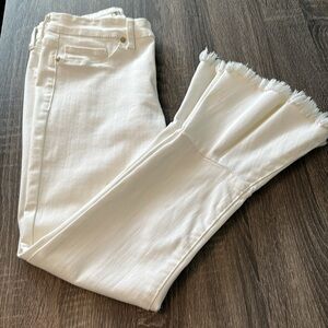 CHELSEA & VIOLET White Jeans. Sz 27. EUC